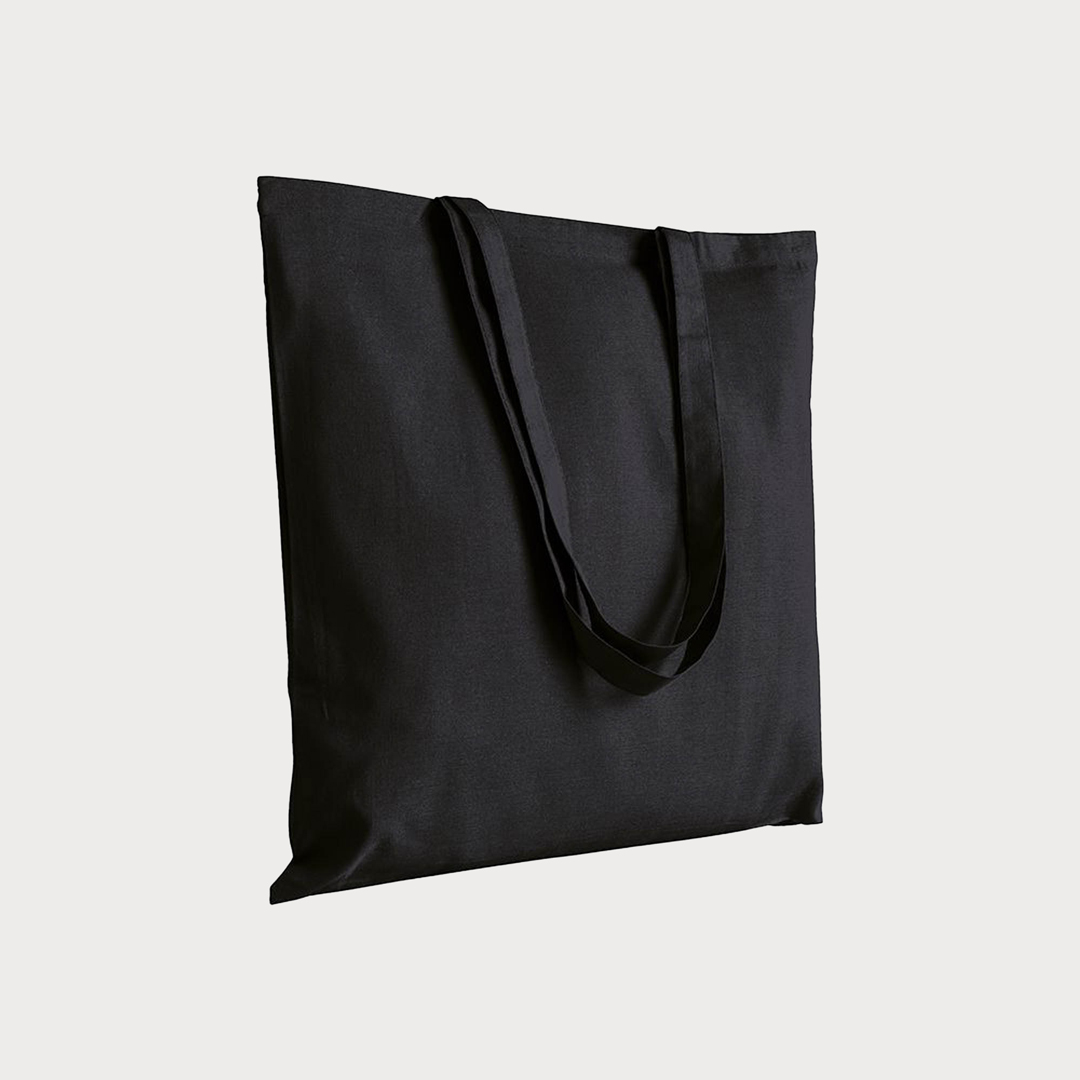 Eine schwarze, unbedruckte Baumwolltasche mit zwei Henkeln.